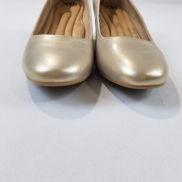 Sofft Comfort by Design Women’s 9.5M Gold Leather Block Heel Comfort Pumps NWOT - Picture 3 of 11